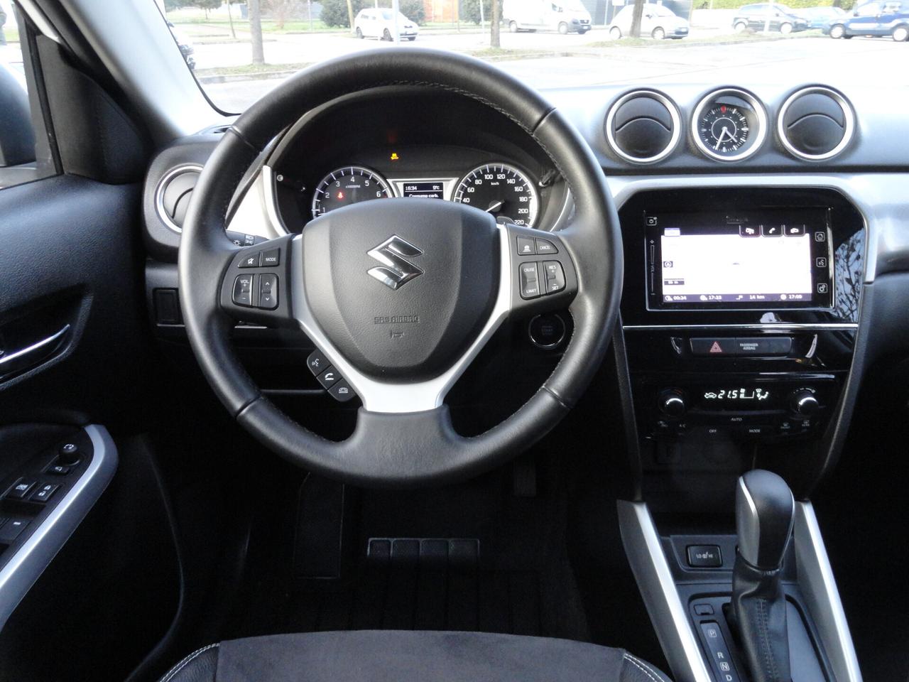 Suzuki Vitara 1.6 VVT A/T V-Top