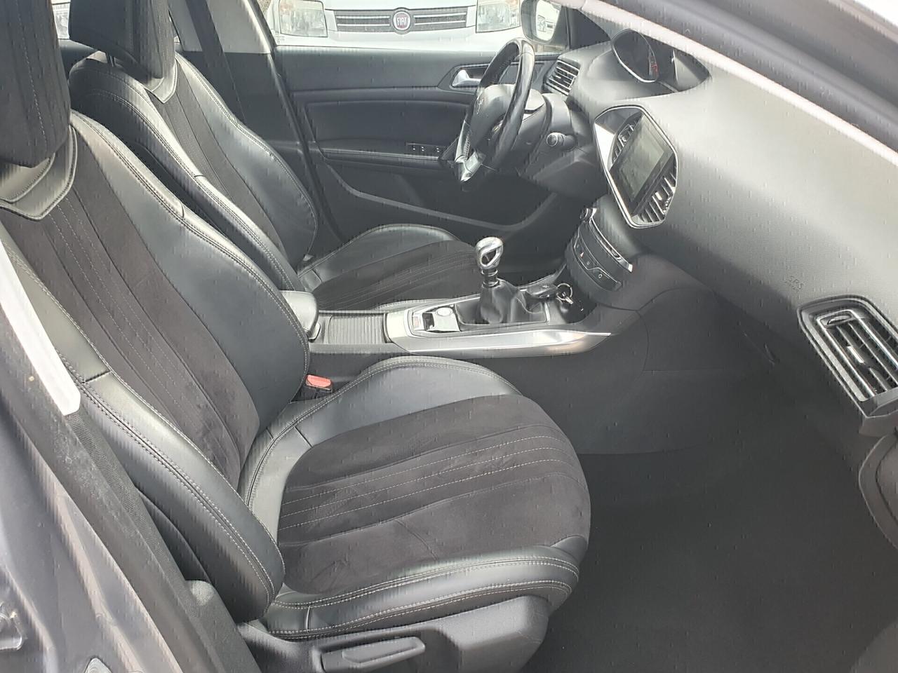 Peugeot 308 BlueHDi 120 Allure Neopatentati2016