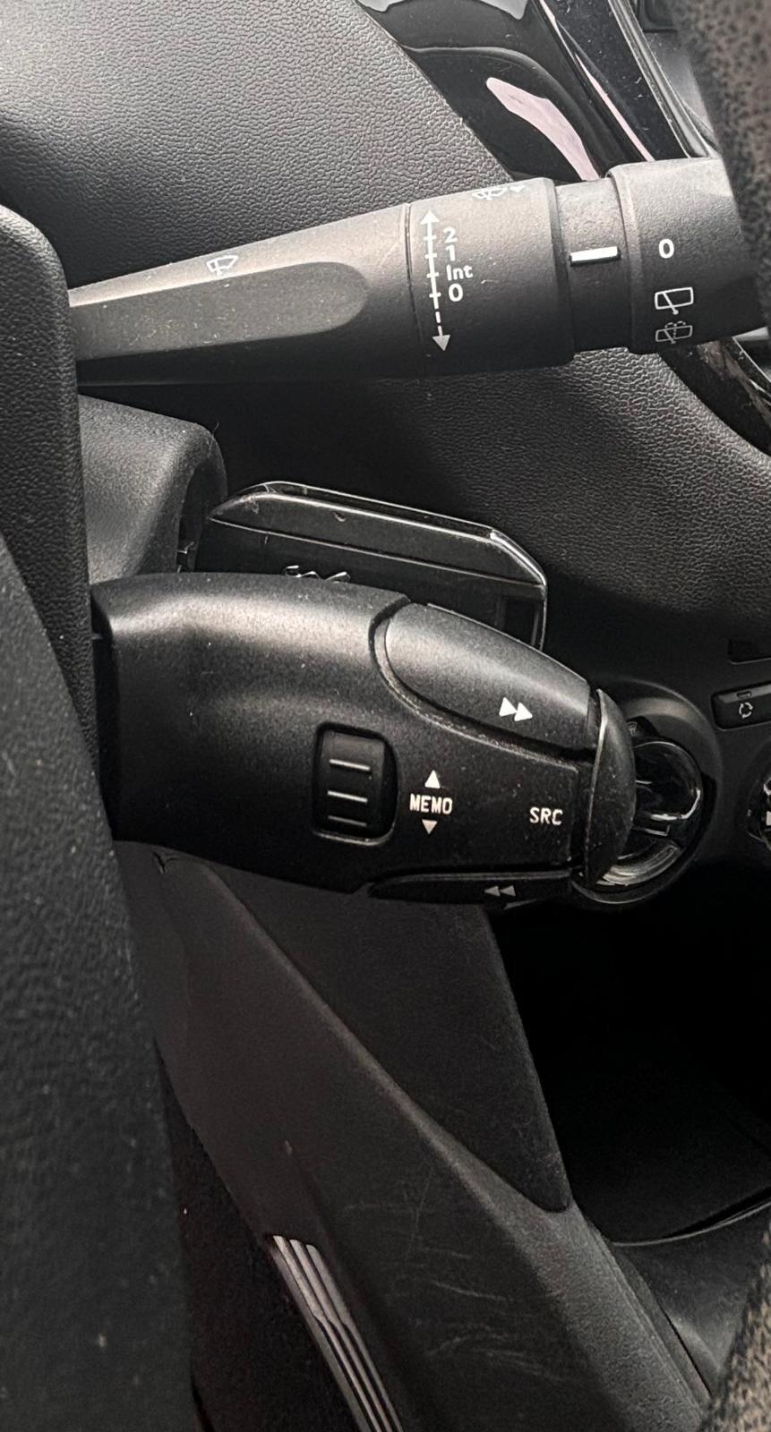 Peugeot 208 1.4 HDi 68 CV 5 porte Active