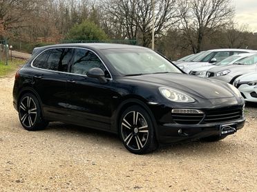 Porsche Cayenne 3.0 Diesel FULL OPTIONAL PERMUTE RATE GARANZIA