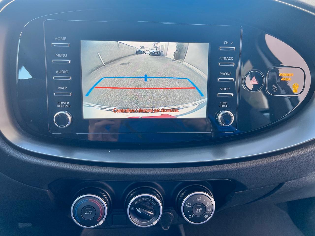 Toyota Aygo X 1.0 benz. 72cv Active CARPLAY/CAMERA/ACC