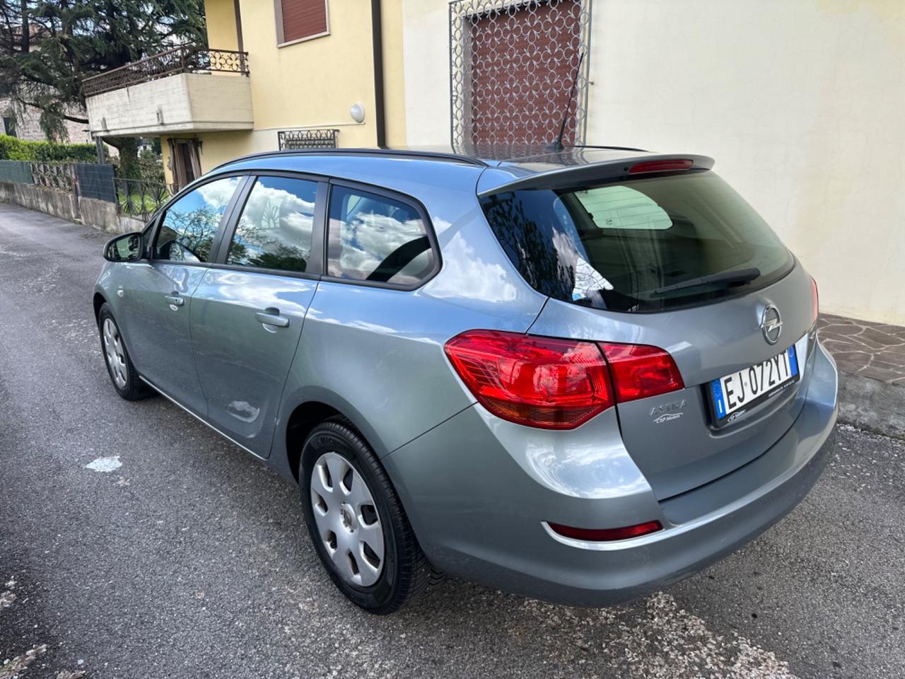Opel Astra 1.7 CDTI 110CV SW 3p. Van