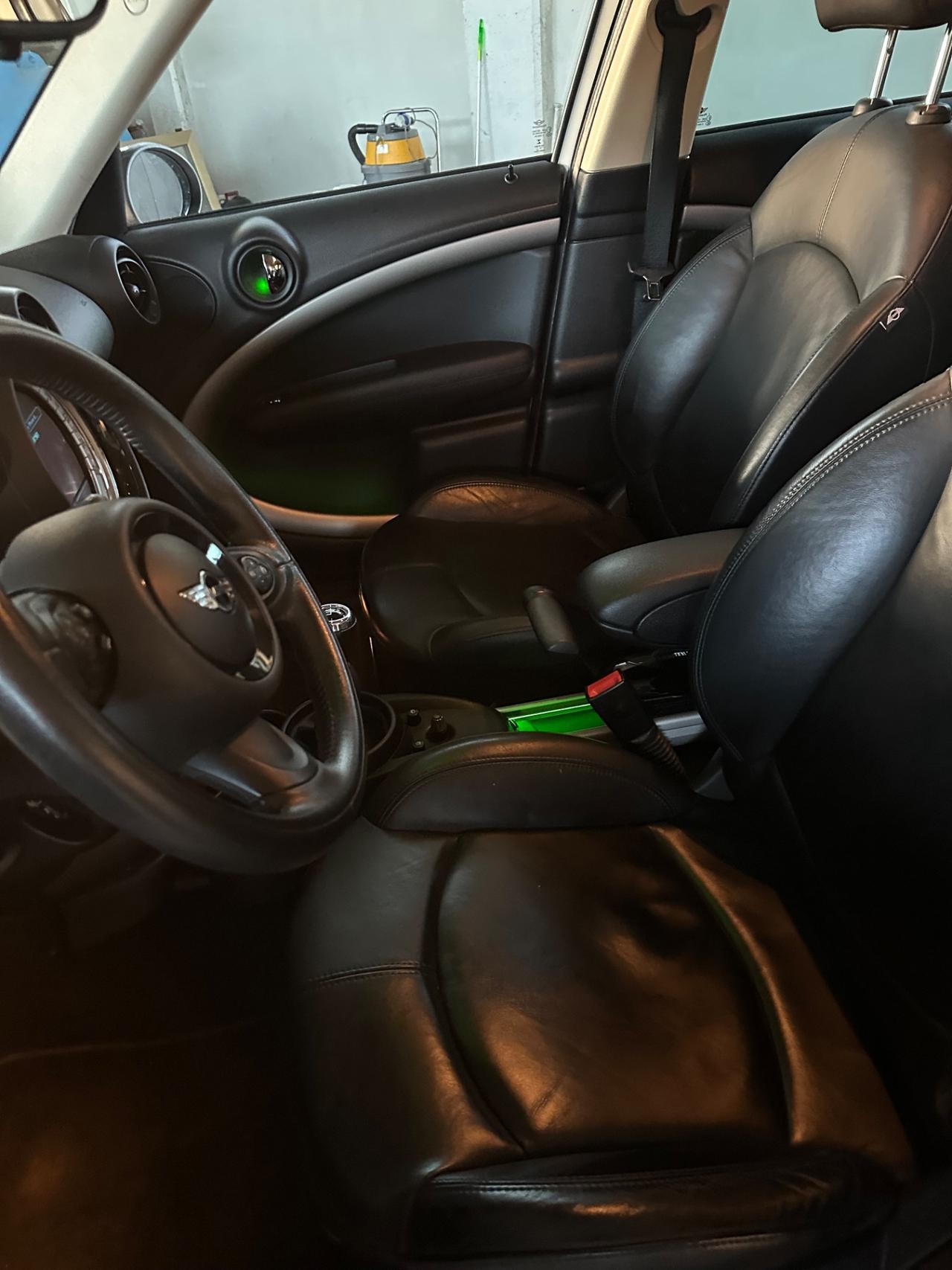 Mini Cooper Countryman 1.6