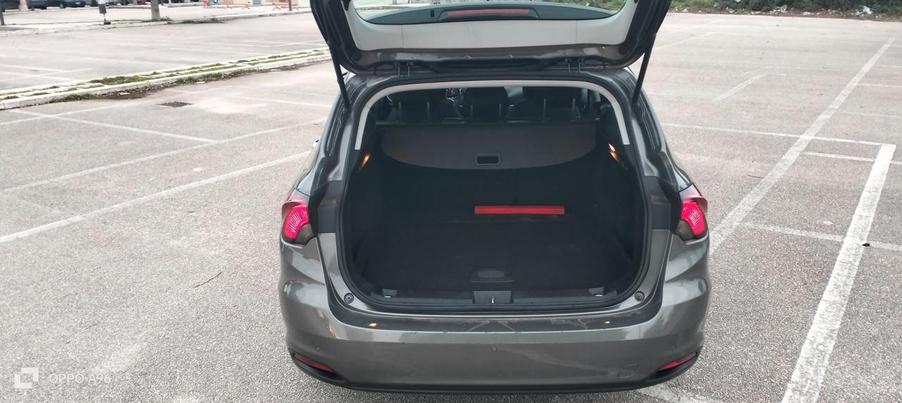 Fiat Tipo 1.6 Mjt S&S DCT SW Lounge