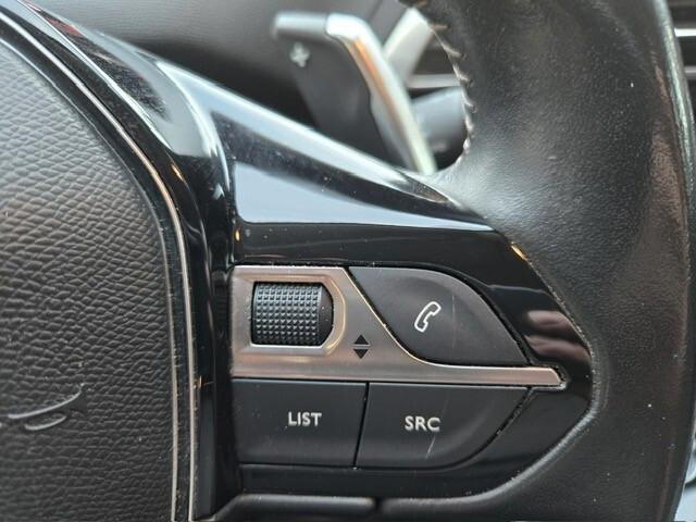 Peugeot 3008 BlueHDi 130 S&S EAT8 Active Pack
