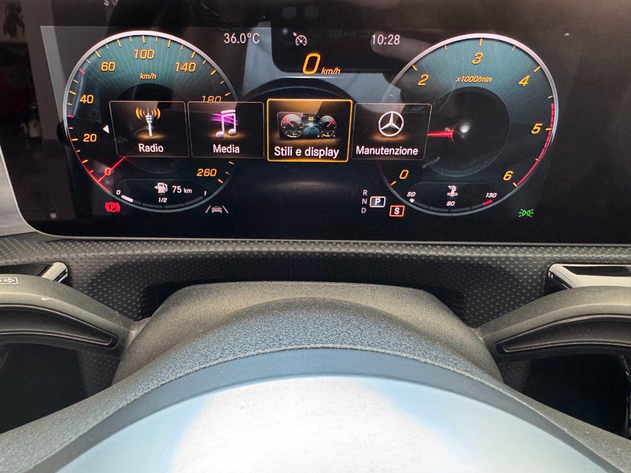 Mercedes A 180 D Sedan Amg Premium Auto Stupenda