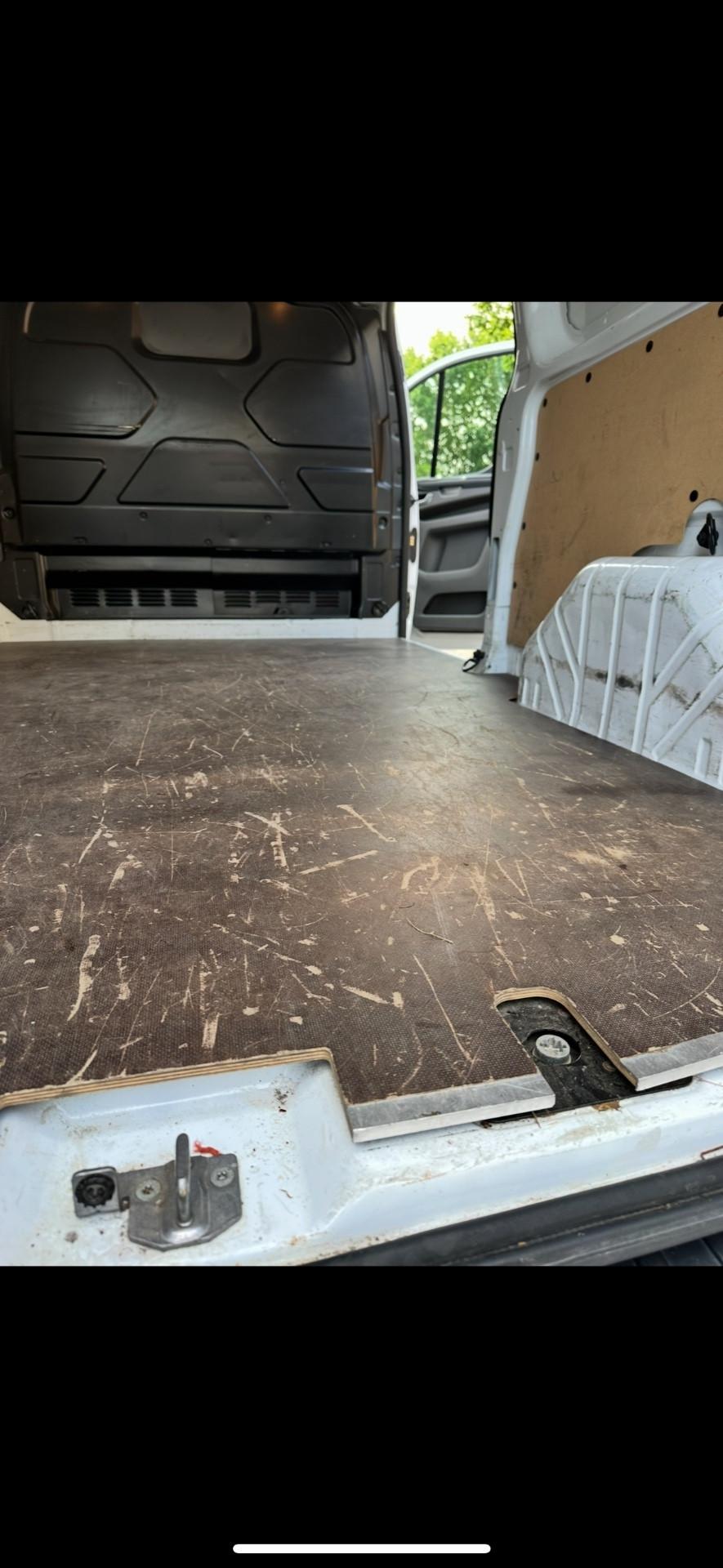 Ford Transit Custom 340 2.0 TDCi 170 PL Furgone Titanium