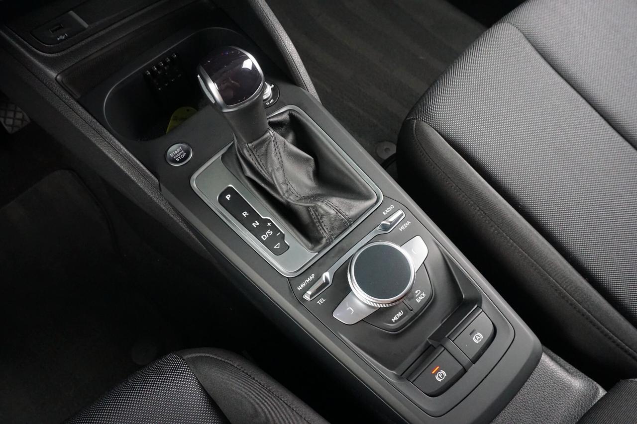 Audi Q2 35 TFSI S tronic Admired