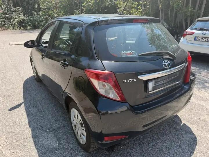 Toyota Yaris 1.4 D-4D 5 porte Active