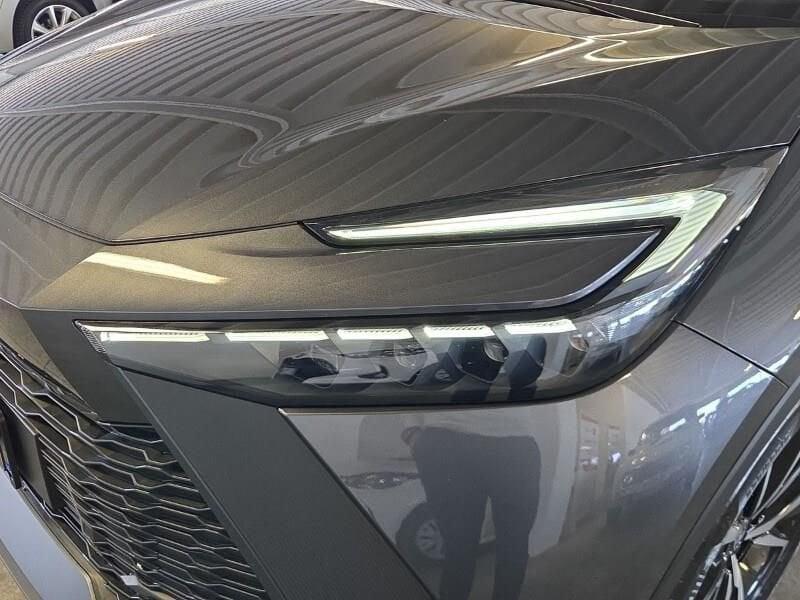 Toyota C-HR (2023-) 2.0 HV Trend