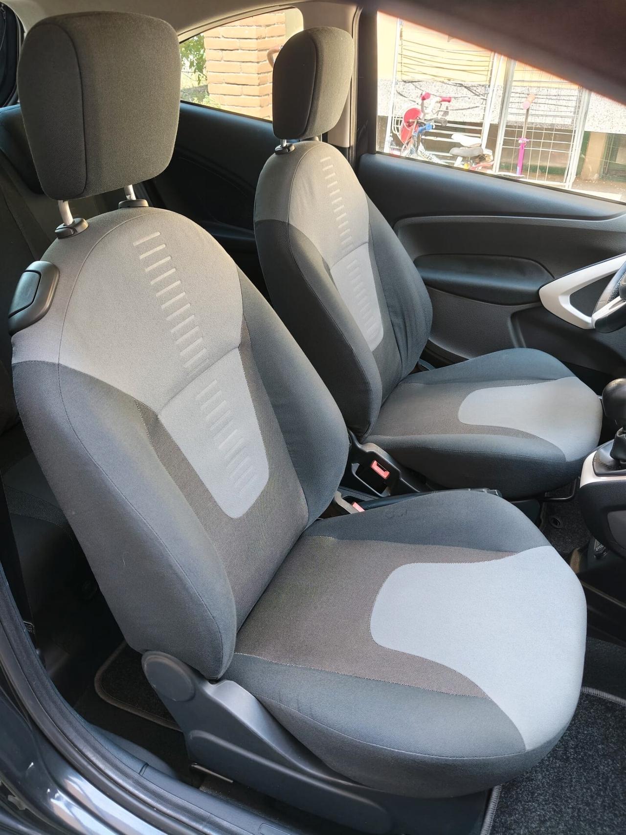 Ford Ka 1.3 TDCi 75CV Titanium cDPF