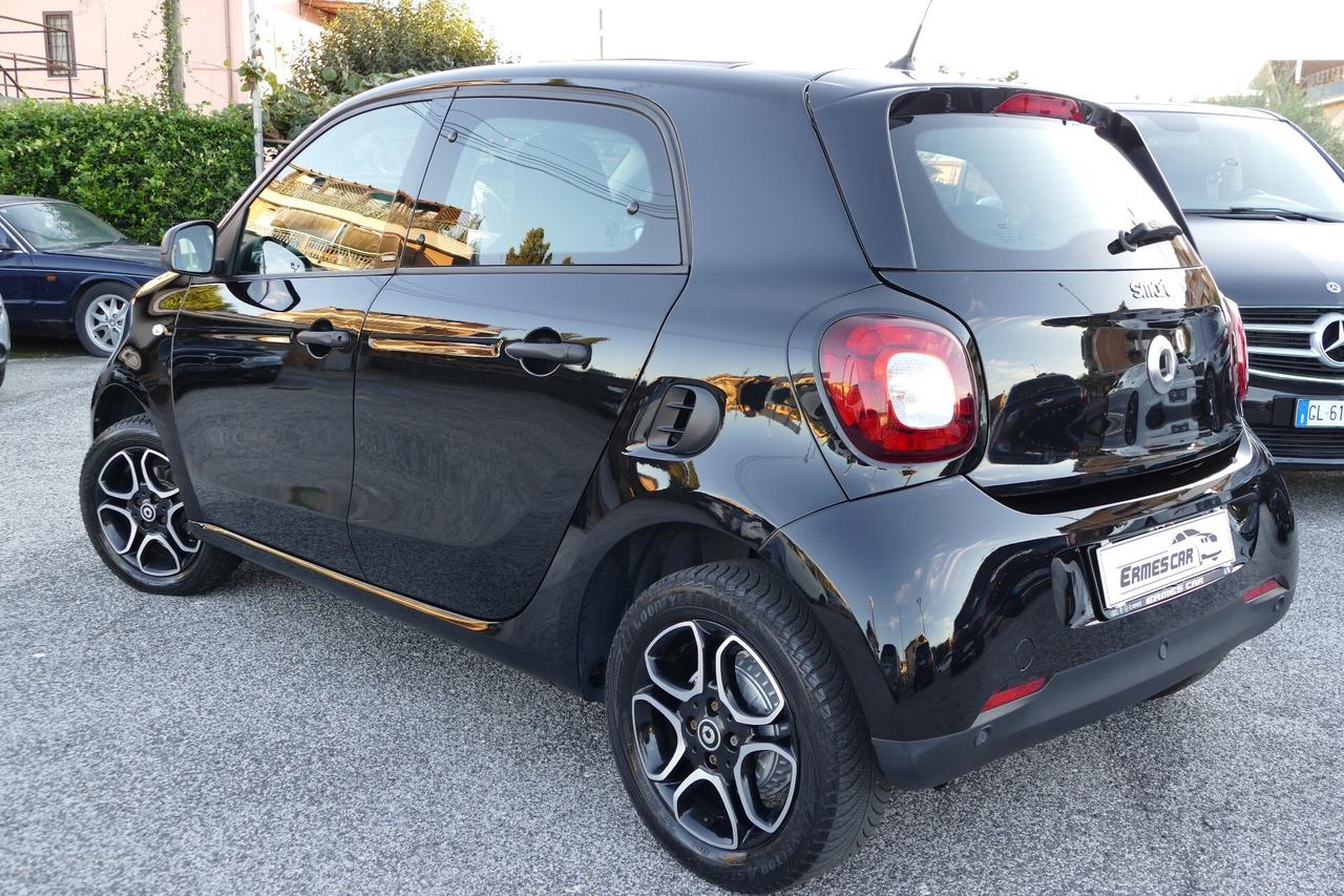 SMART FORFOUR 1.0 71CV CABRIO NAVI LED SENSORI