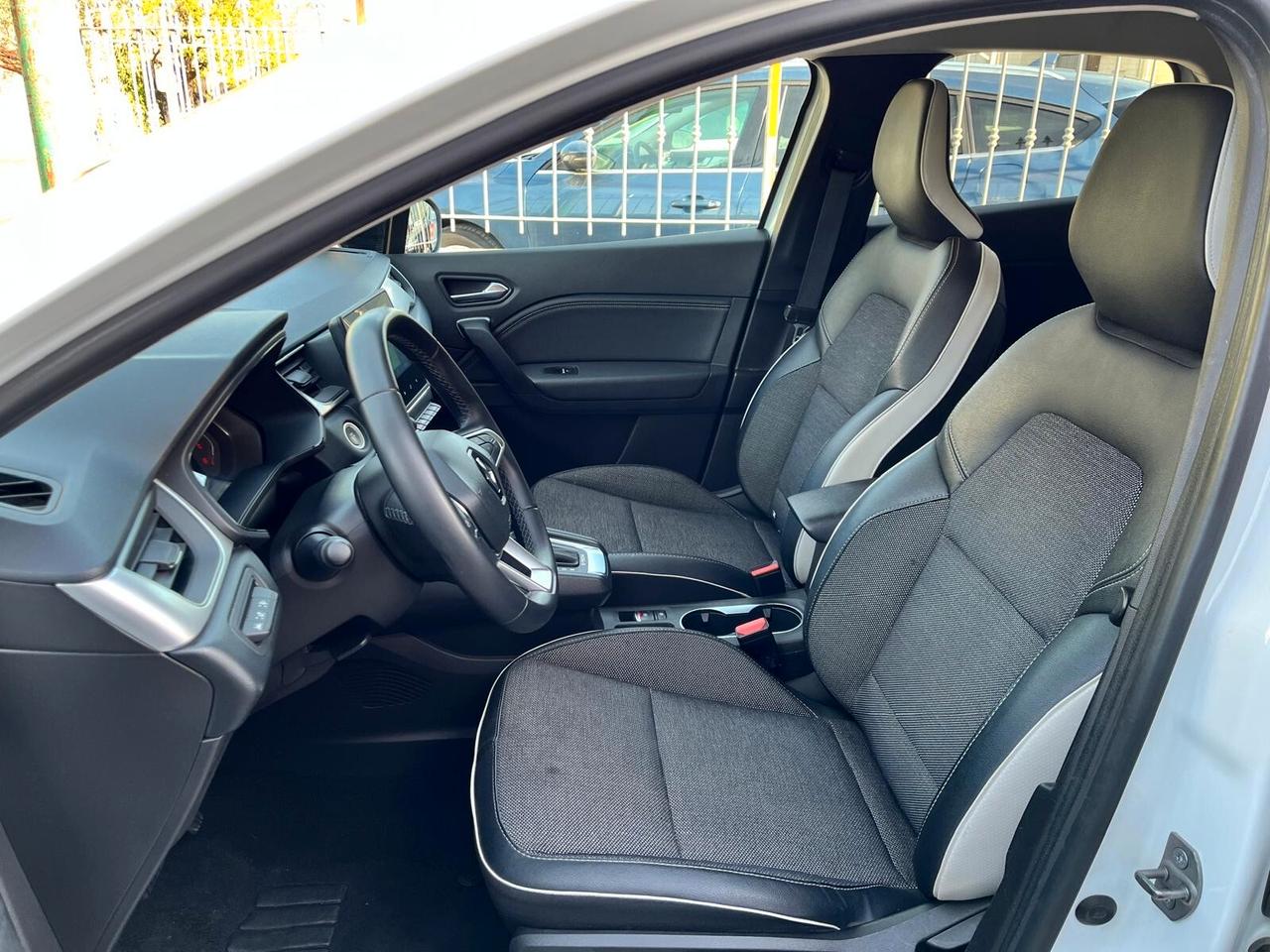 Renault Captur Full Hybrid E-Tech 145 CV Techno