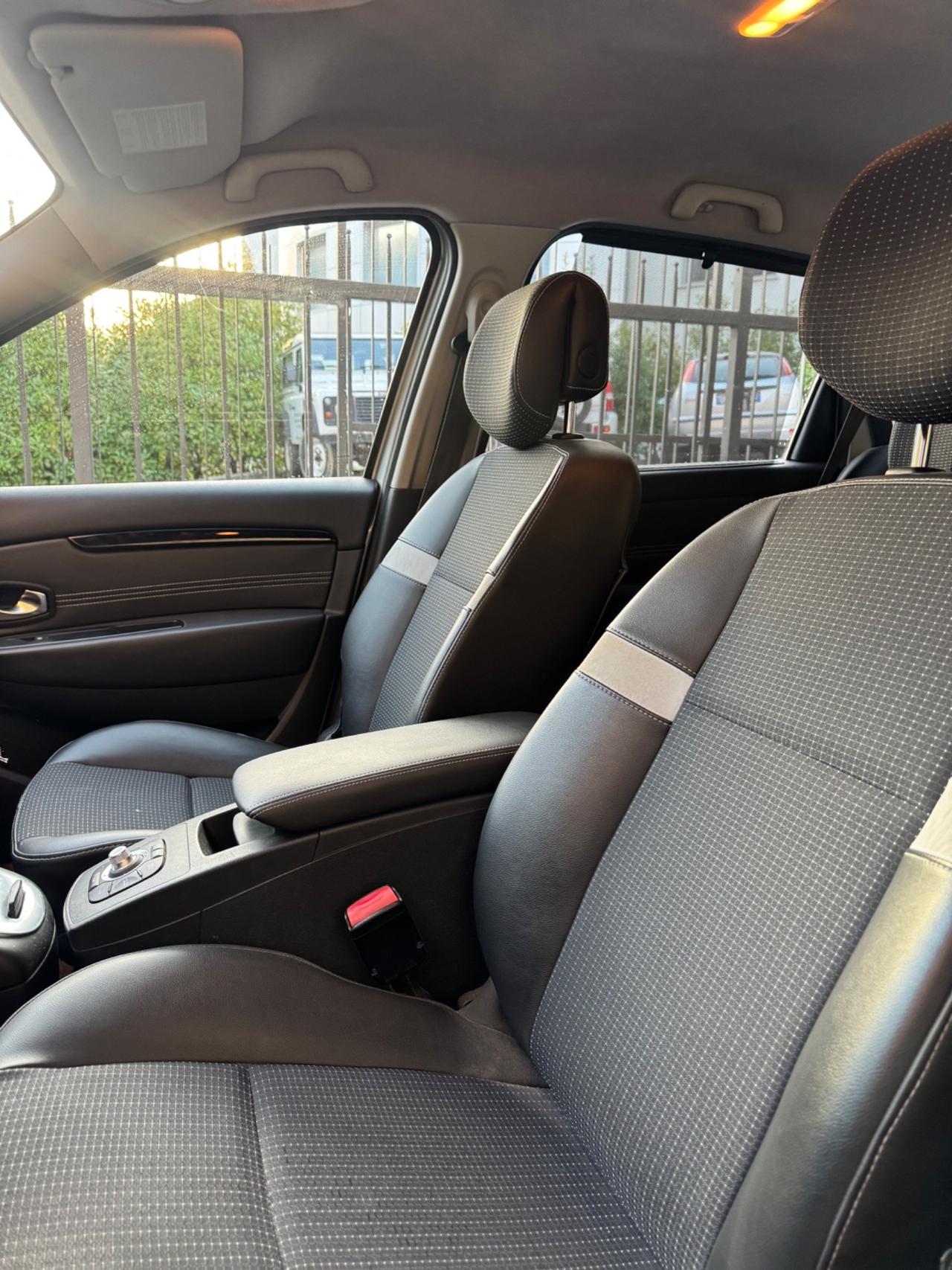 Renault Scenic Scénic X-Mod 1.5 dCi 110CV Luxe