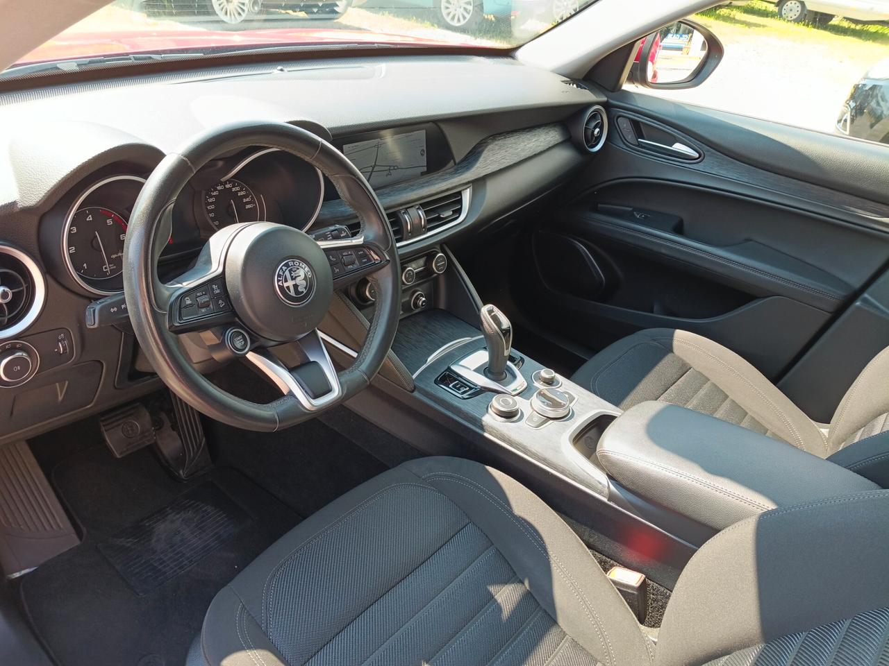 Alfa Romeo Stelvio 2.2 Turbodiesel 160 CV AT8 RWD