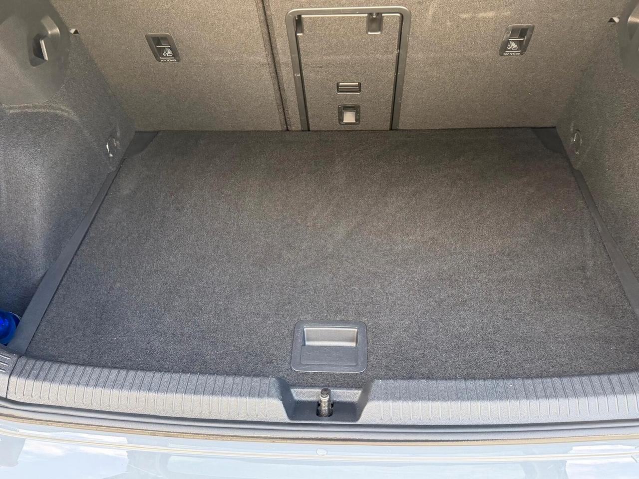 Volkswagen Golf 2.0 TDI 150 CV DSG SCR R-Line