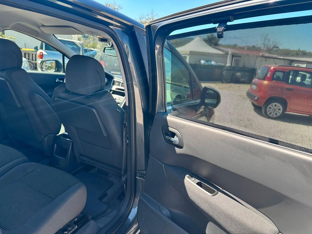 Peugeot 5008 BlueHDi 120 S&S Business