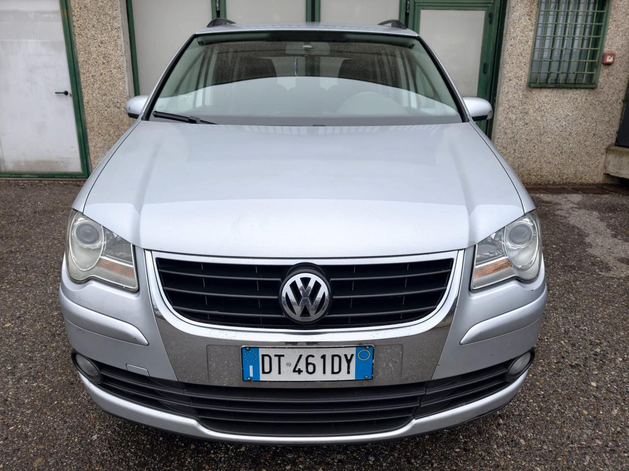 Volkswagen Touran 7 POSTI BENZINA METANO 2008