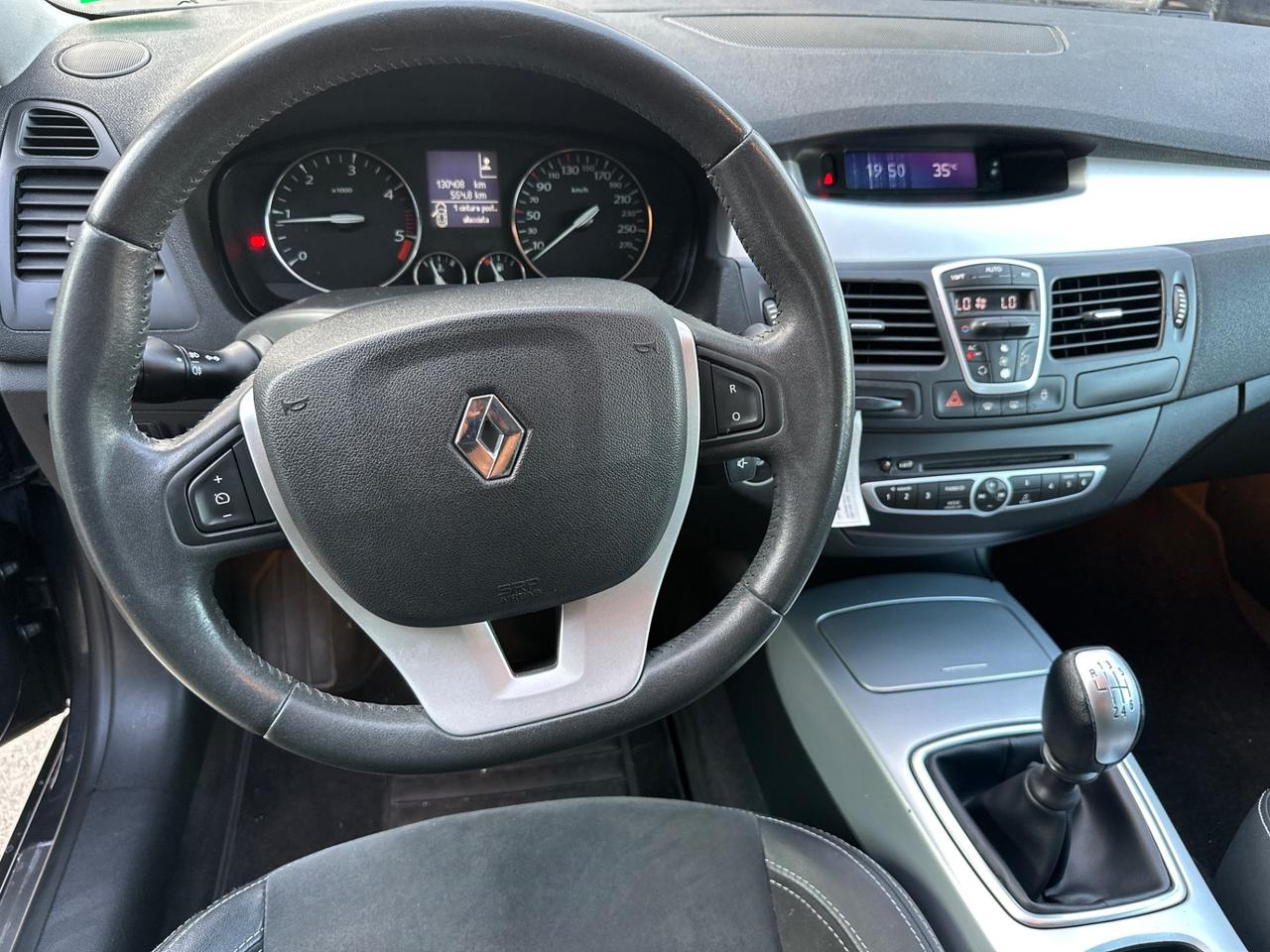 Renault Laguna 2.0 dCi SporTour soli 130mila km