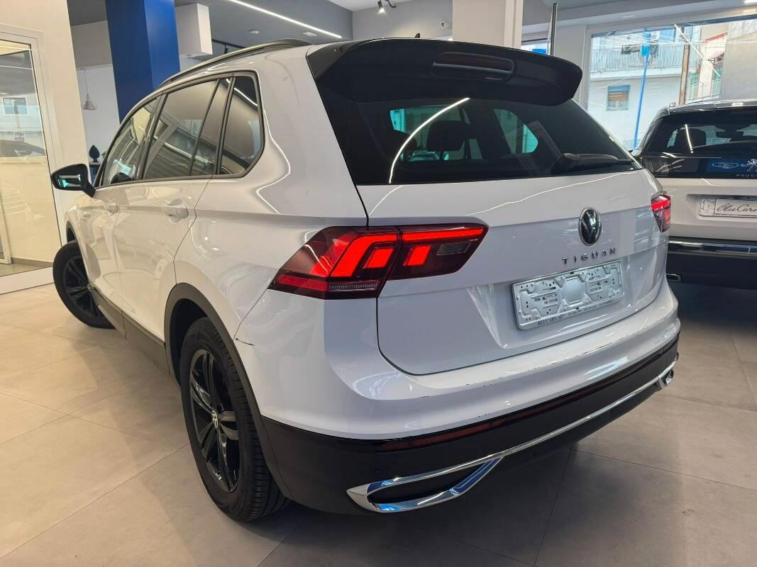 Volkswagen Tiguan 2.0 tdi URBAN SPORT 150cv dsg