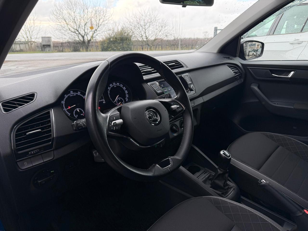 Skoda Fabia 1.0 benzina Neopatentati