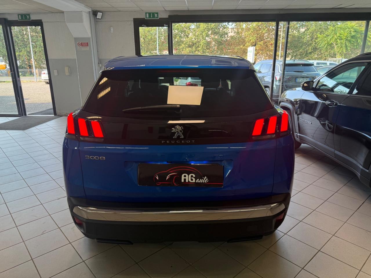 Peugeot 3008 BlueHDi 130 S&S EAT8 Allure
