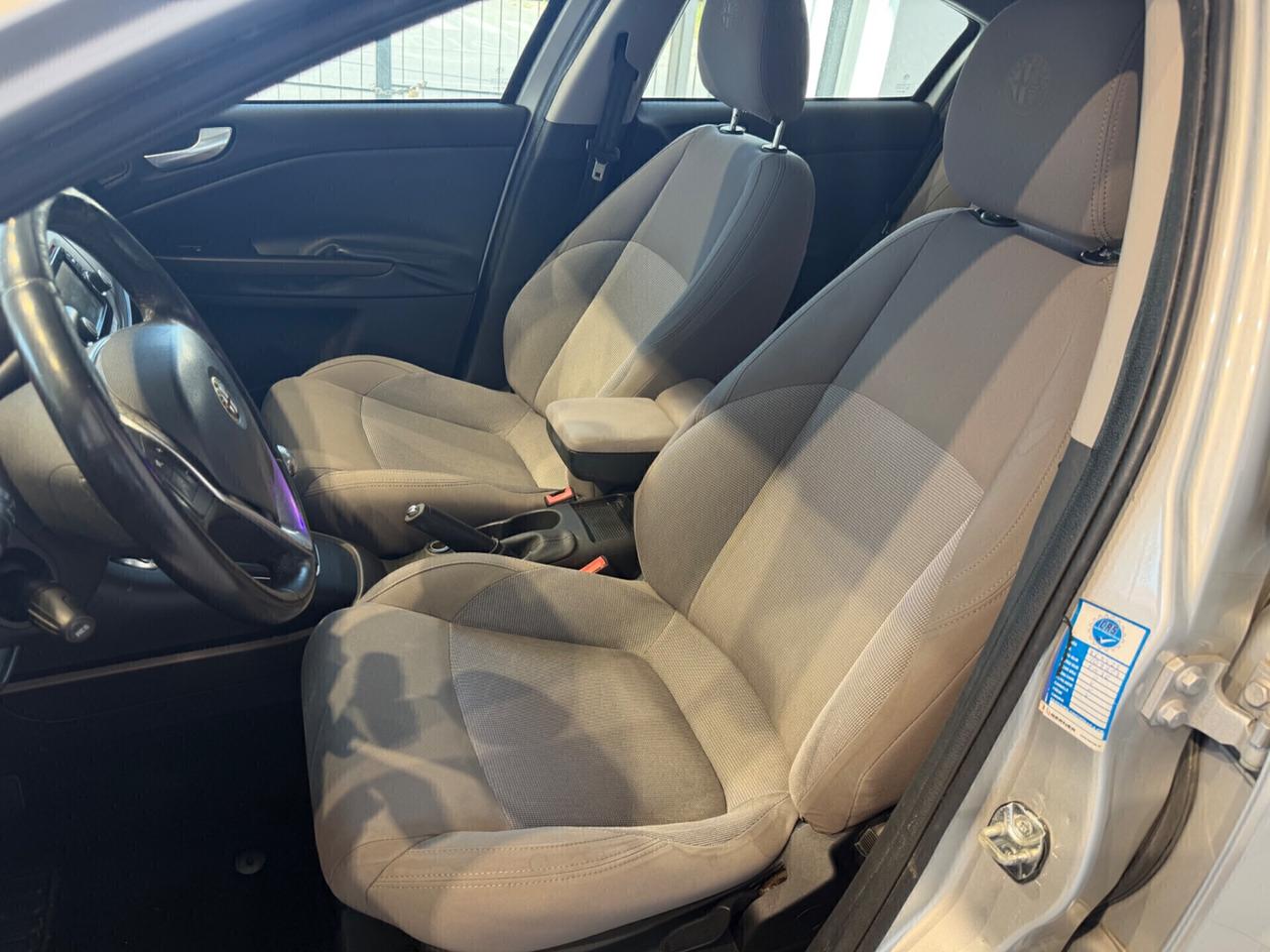 Alfa Romeo Giulietta 1.6 JTDm-2 105 CV Exclusive
