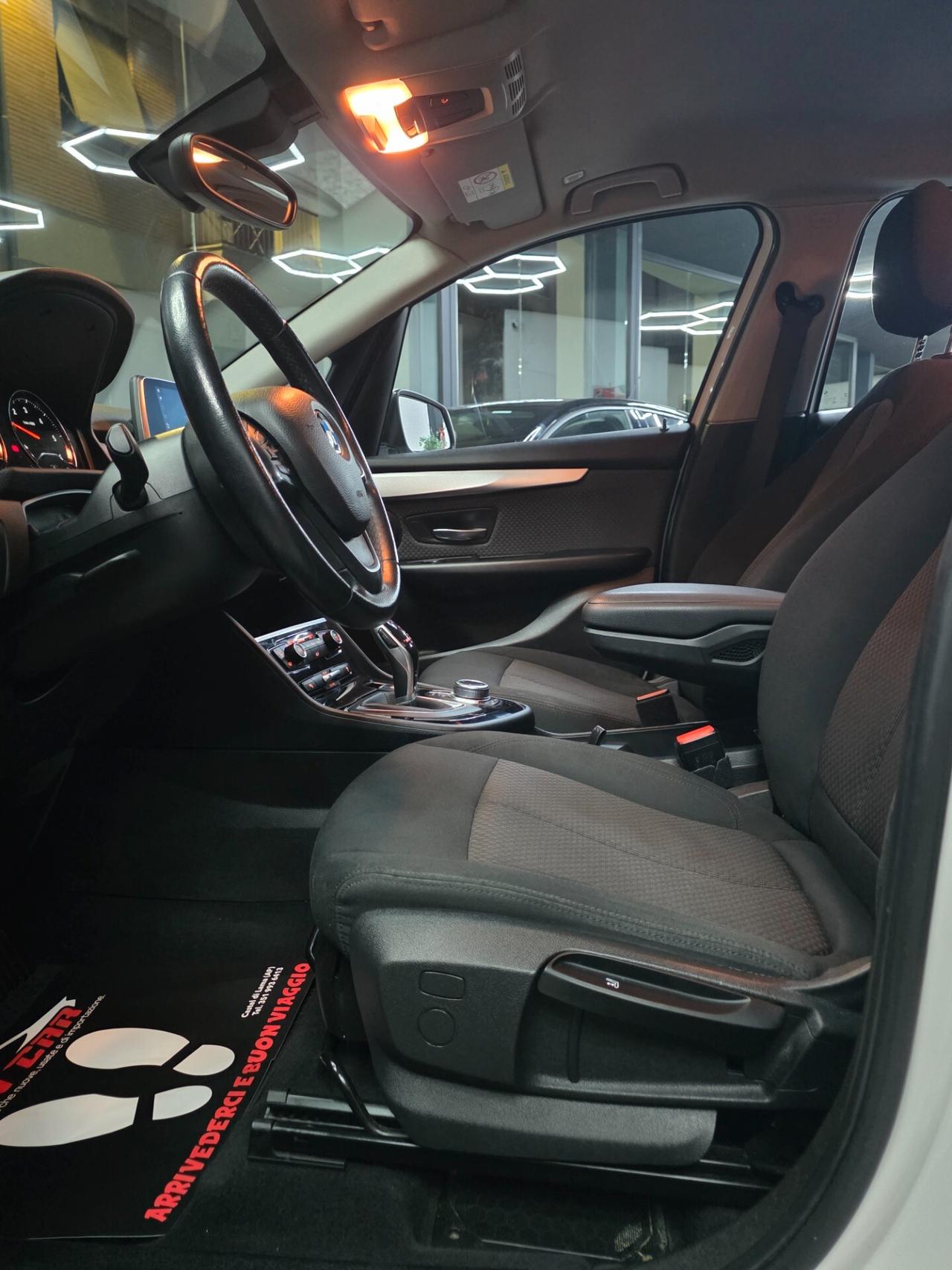 Bmw 2er Active Tourer 216d Business