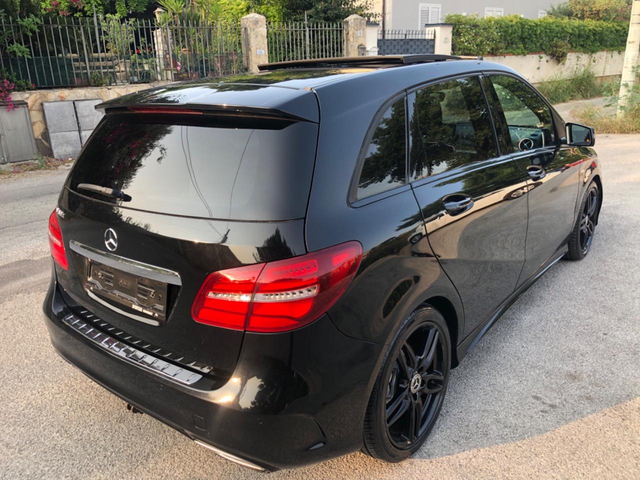 Mercedes-benz B 180 d Premium Amg Tetto Navi led