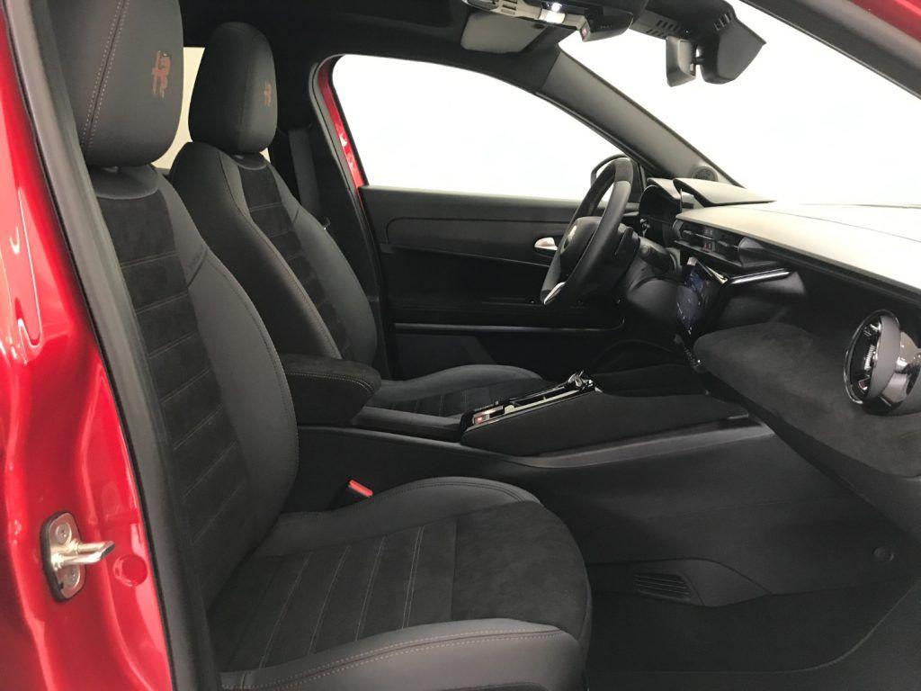 Alfa Romeo Junior 1.2 145 CV Hybrid eDCT6 Intensa + Tetto