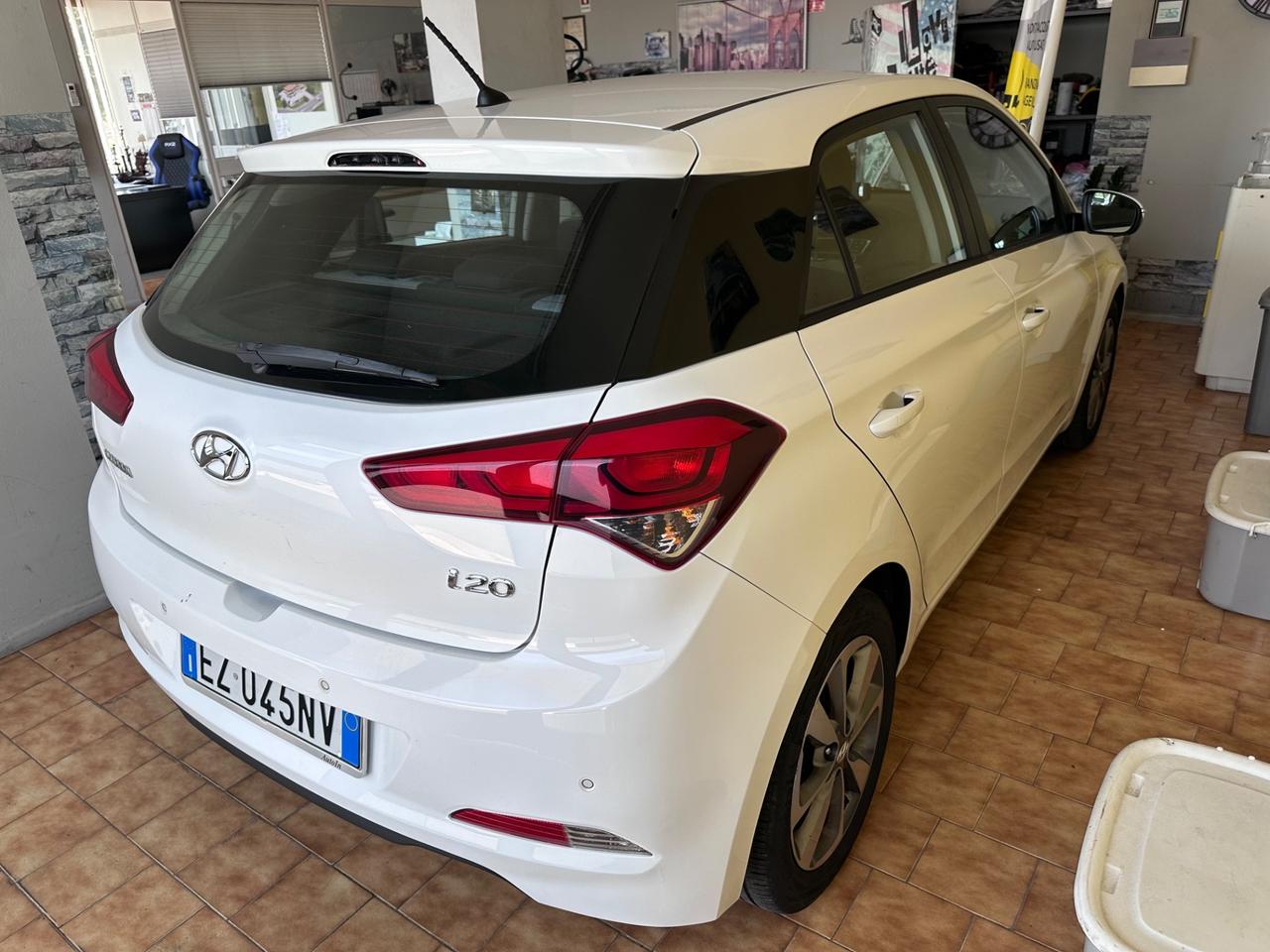 Hyundai i20 1.2benz. Style