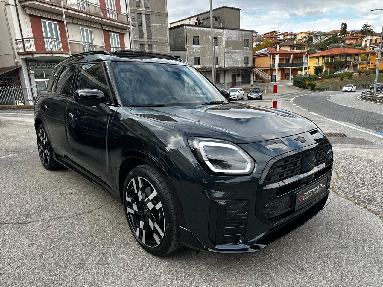 MINI Countryman C 1.5 JOHN COOPER WORKS / PANORAMA / r20 / 360°