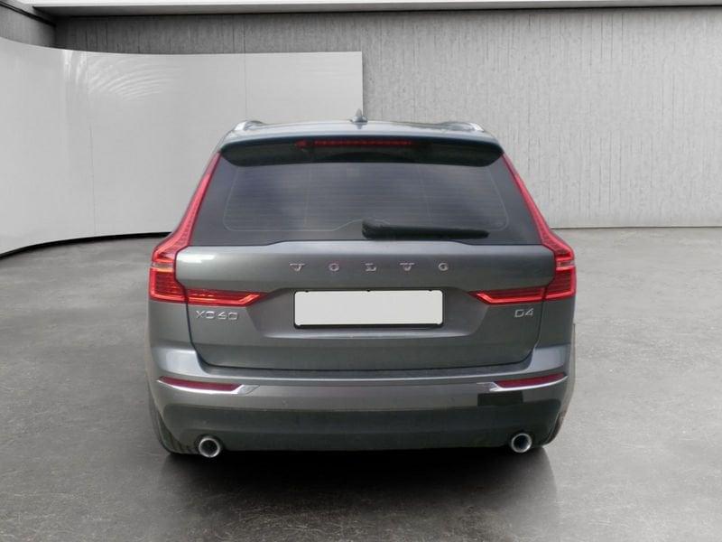 Volvo XC60 2.0 d4 Momentum Pro auto