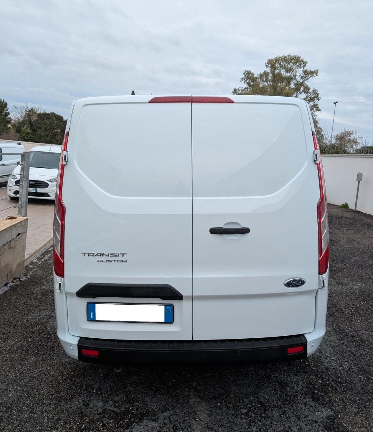 FORD CUSTOM VAN 2.0 TDCi 130cv L1H1 TREND