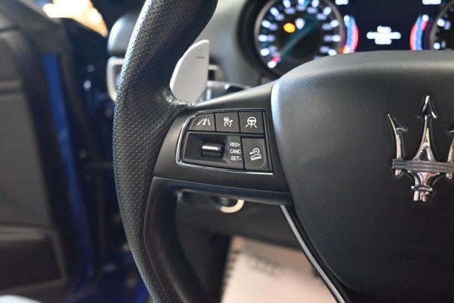 MASERATI Levante 3.0V6 MODENA 350CV F1 TET.21"RADAR CAM360°STRAFULL