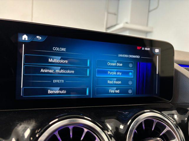 MERCEDES-BENZ GLA 180 d AMG Premium Automatico
