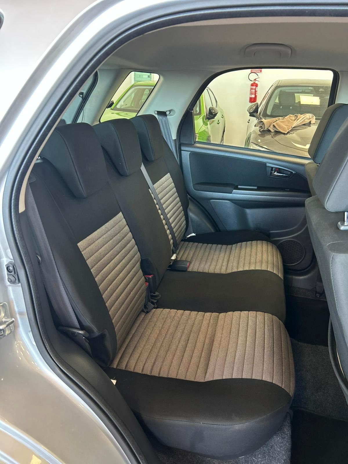 Fiat Sedici 2.0 MJT 16V DPF 4x2 Emotion