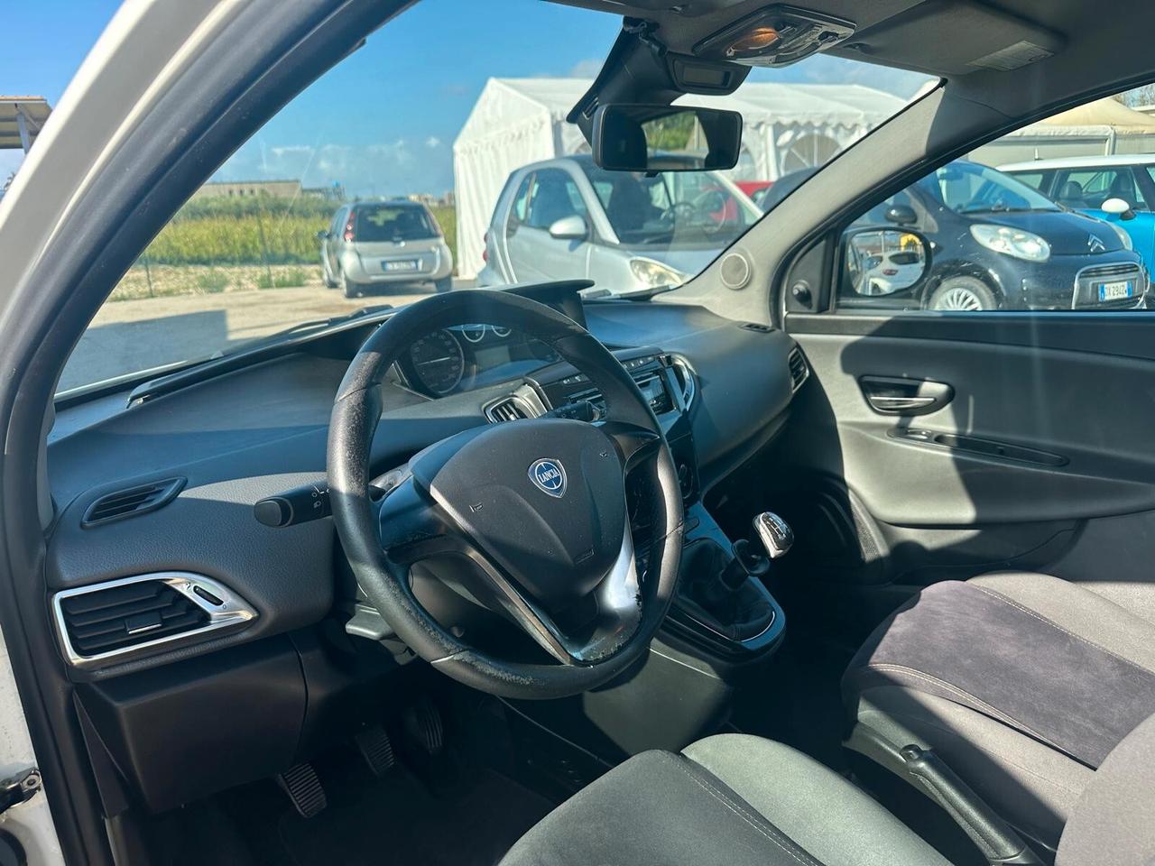 Lancia Ypsilon 1.2 Benzina/GPL