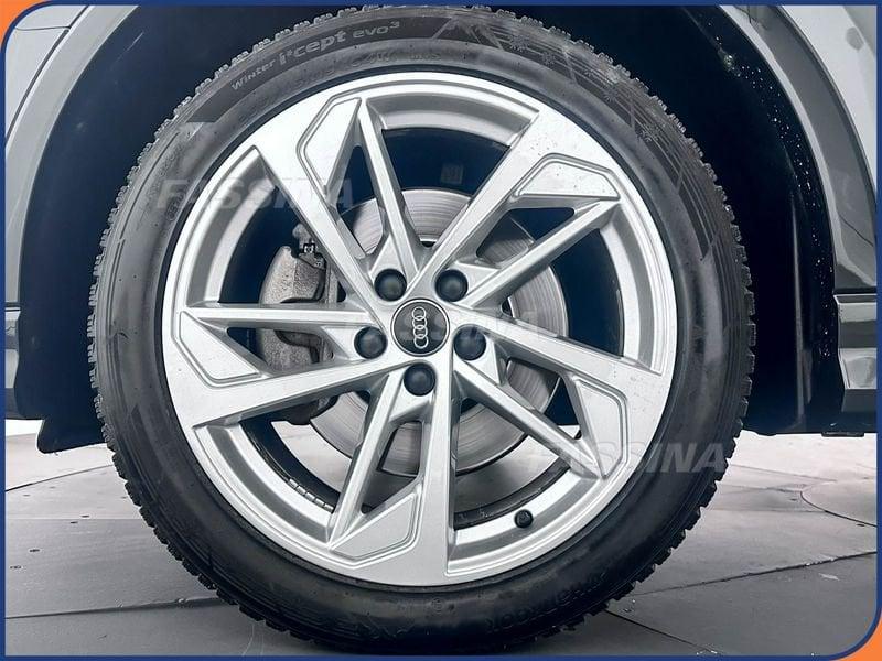 Audi Q3 40 TFSI quattro S tronic S Line Edition