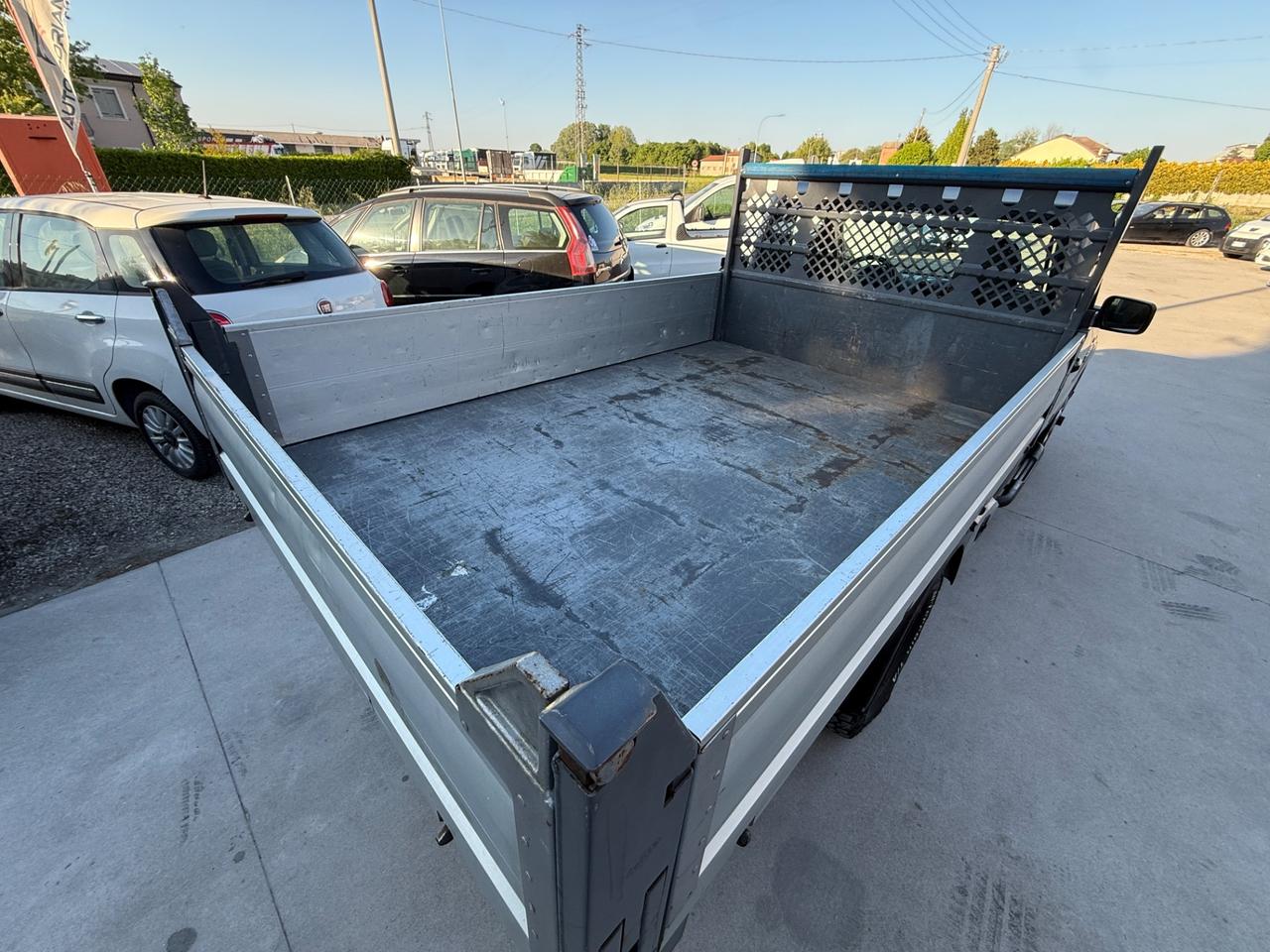 Mahindra Goa 2.2 4WD DC Pick-Up ribaltabile