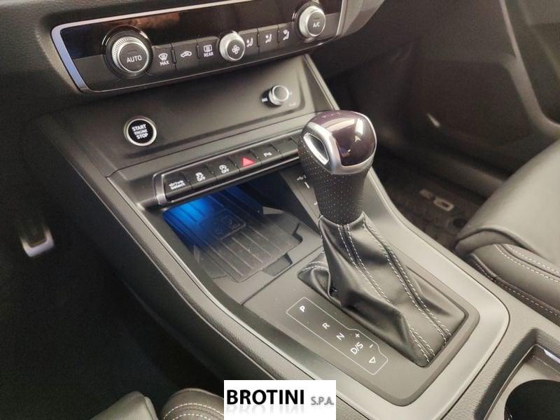 Audi Q3 Sportback 35 TFSI S tronic Identity Black