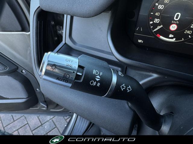 LAND ROVER Defender 110 3.0D I6 250 CV AWD Auto X-Dynamic SE