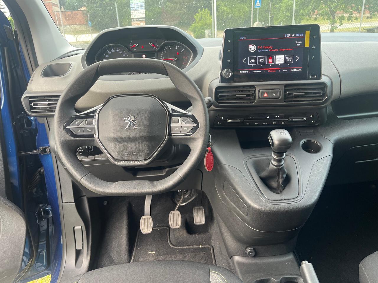 Peugeot Rifter Puretech 110 S&S Allure Standard