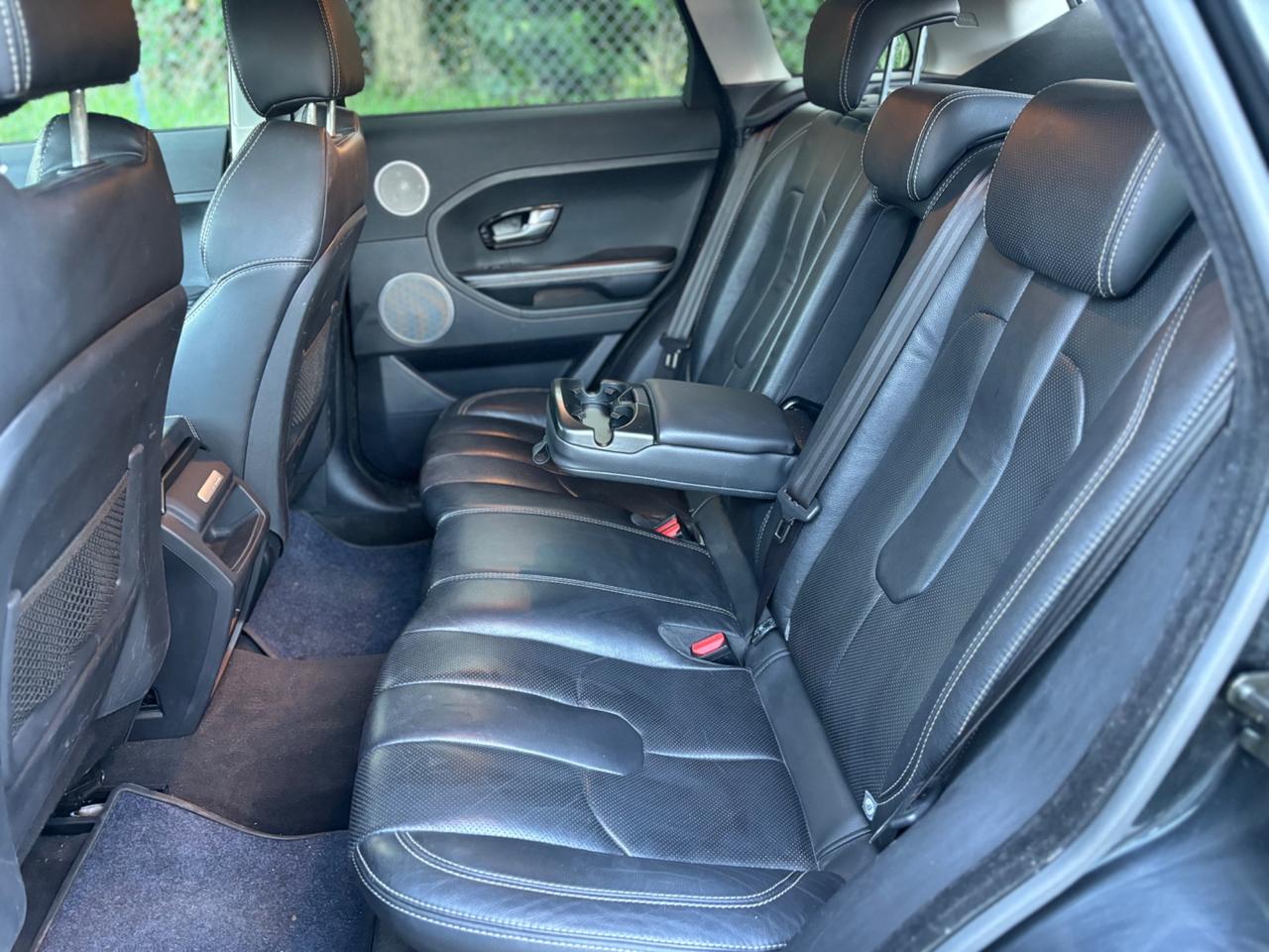 Land Rover Range Evoque 2.2 TD4 5p. Pure