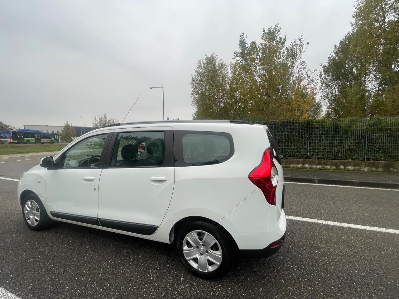 Dacia Lodgy 1.5 dCi 8V 90CV Start&Stop 7 posti Essential