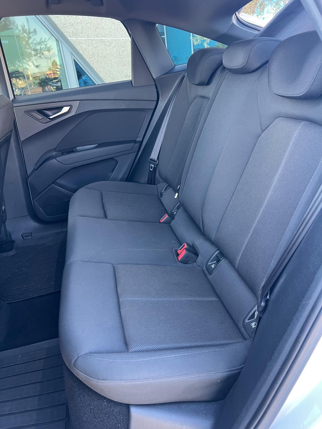 Audi Q4 e-tron Spb 50 Sline possibilità noleggio no scoring