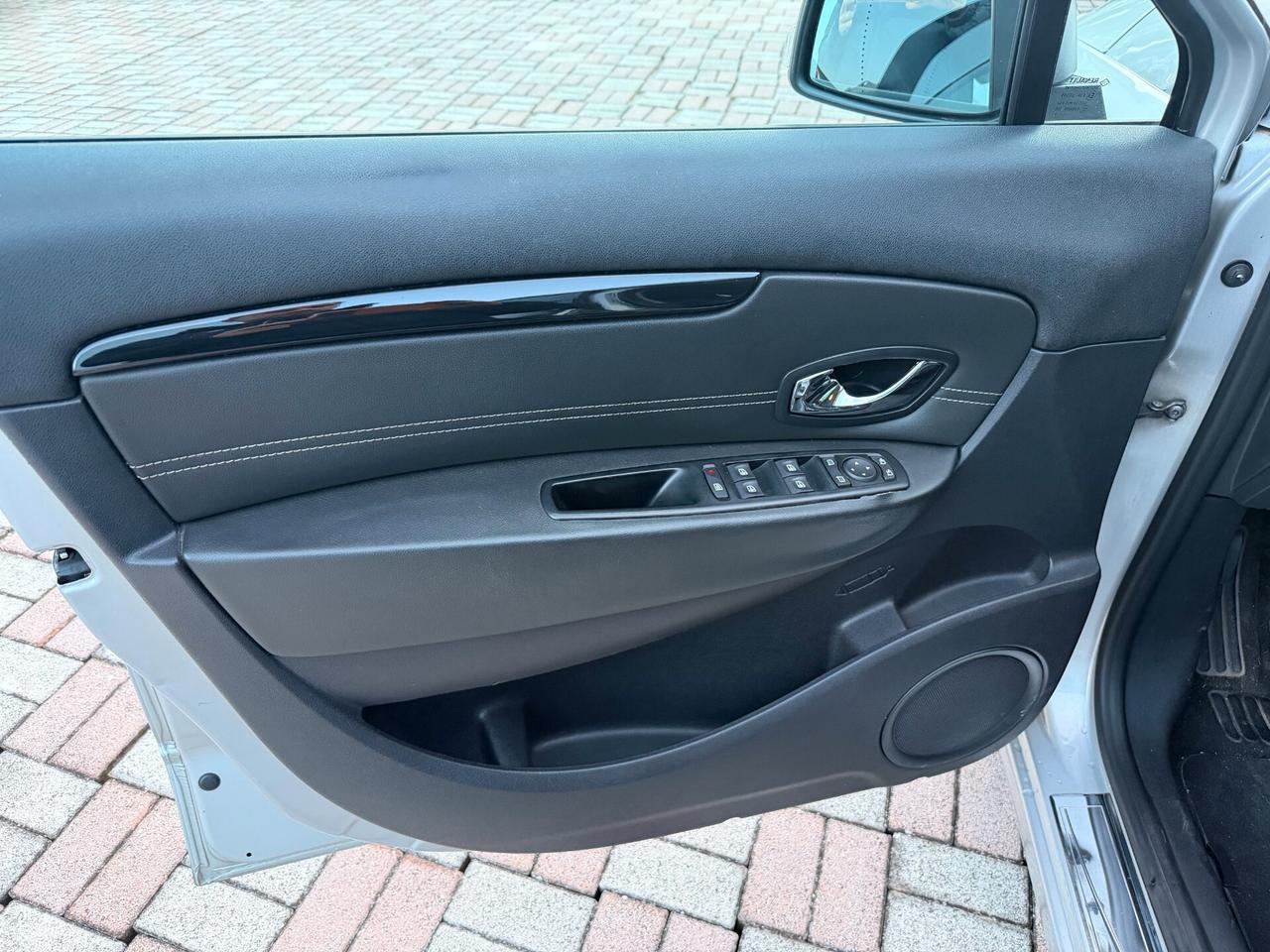 Renault Scenic Scénic XMod 1.5 dCi 110CV Start&Stop Energy