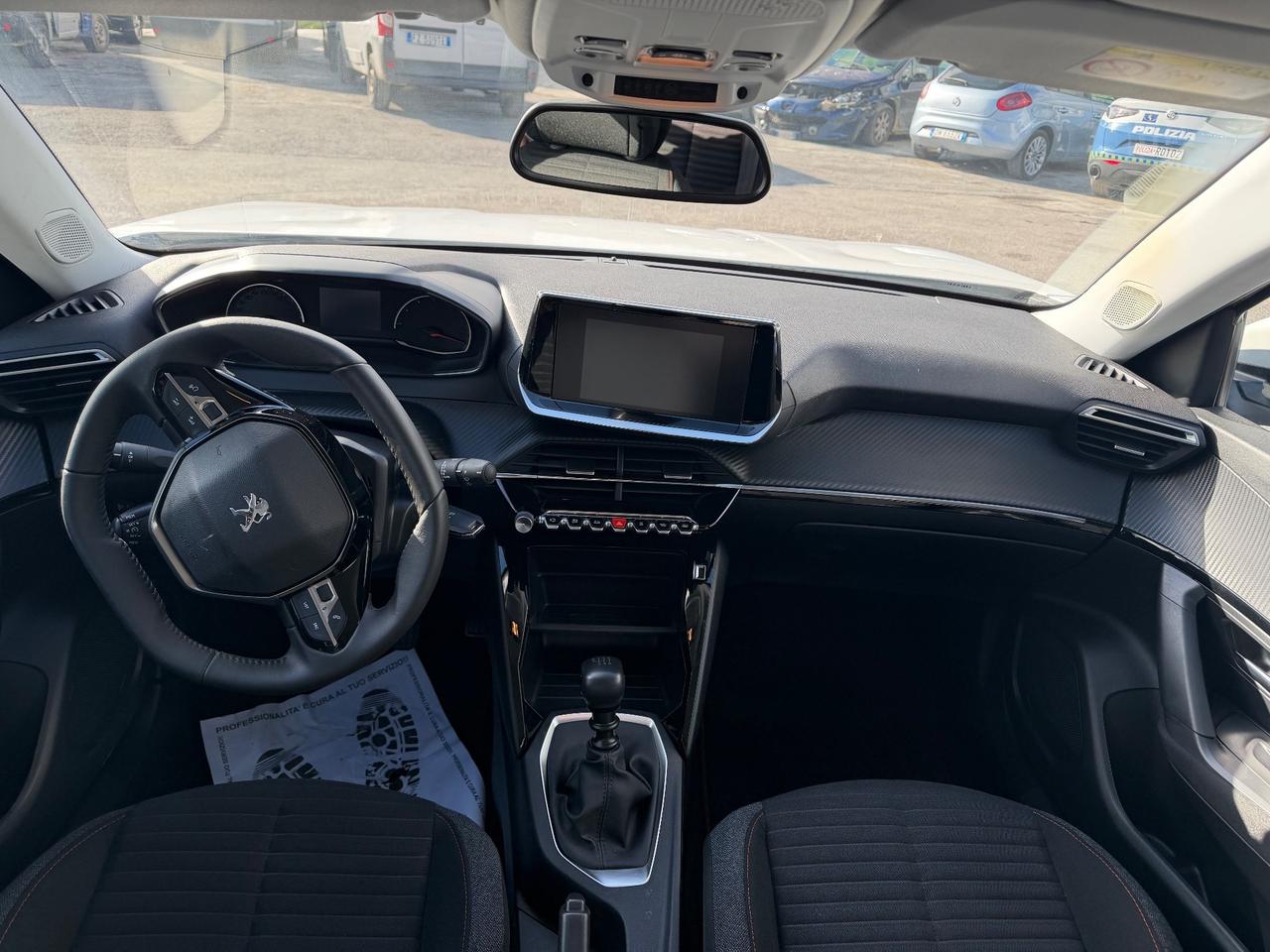 Peugeot 2008 100cv 1.2 benzina