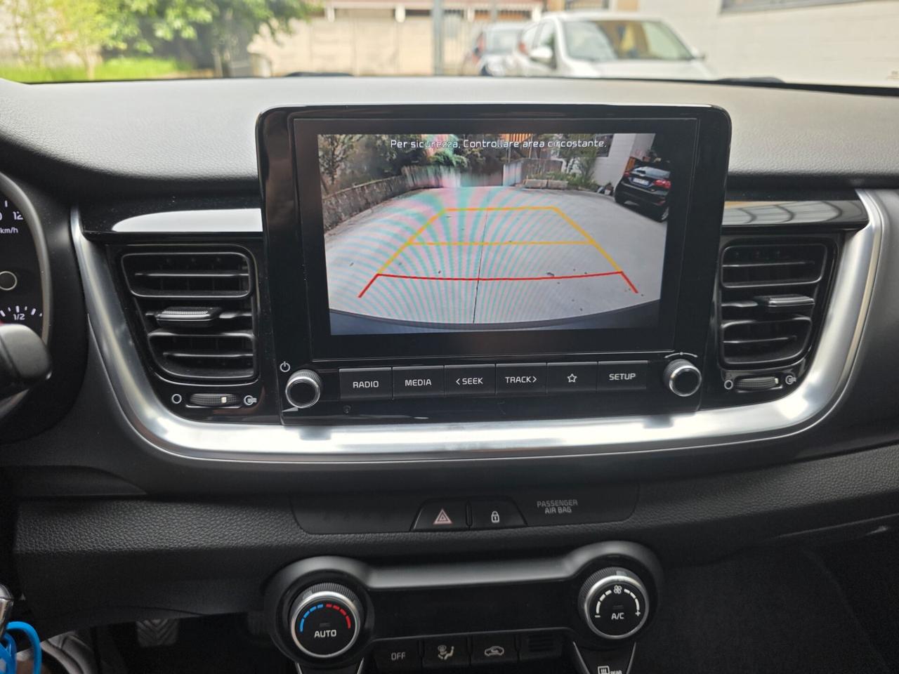 Kia Stonic 1.0 T-GDi 100cv hybrid GT Line