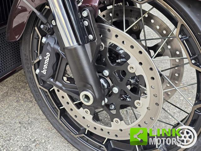 HARLEY-DAVIDSON CVO Street Glide 25th